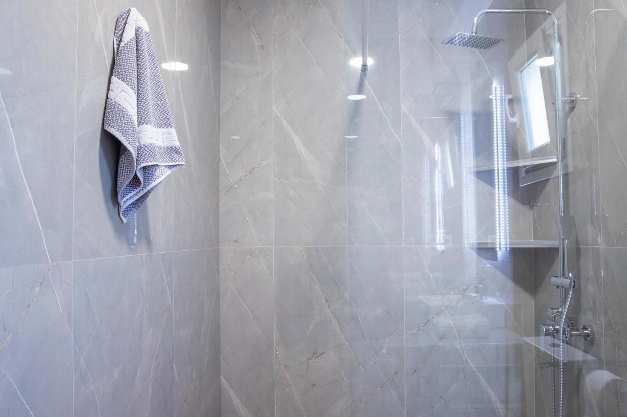 Elena Luxury Living Apartment Paralia Skotinis Exterior photo