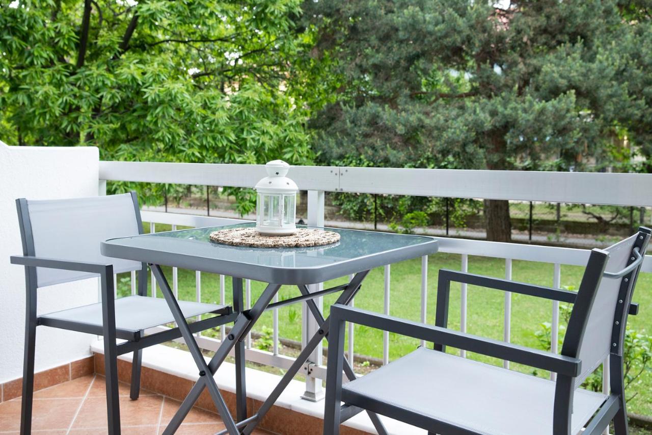 Elena Luxury Living Apartment Paralia Skotinis Exterior photo